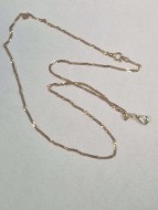 P495/2025 1 łańcuszek 1 zawieszka