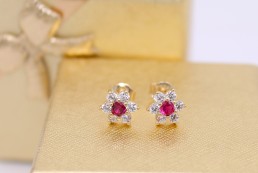 Złote kolczyki p.585/1,53g -kwiatuszki, wkrętki z cyrkoniami   ŁS