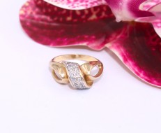 Złoty pierścionek p.585/5,46g z fantazyjnym frontem wysadzanym cyrkoniami    ŁZ