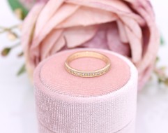 Złoty pierścionek/obrączka p.585/1,92g z cyrkoniami    ŁZ