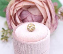 Złota zawieszka p.750/2,50g - charms  z cyrkoniami    ŁZ