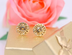 Złote kolczyki p.585/2,22g  wkrętki kwiatuszki   ŁS