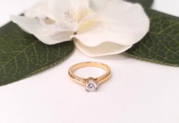 Złoty pierścionek p.585 / 2,97g Cyrkonia  al.14