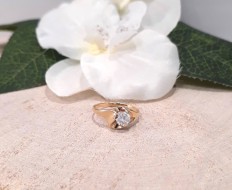 Złoty pierścionek p.585/2,63g  al.14