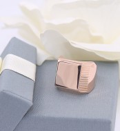 Złoty męski sygnet p.583/9,05g - grawerowany po bokach   ŁS
