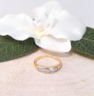 Złoty pierścionek z cyrkoniami  p.585/2,56g  al.14