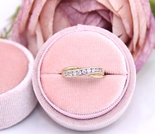 Złoty pierścionek p.375/1,80g  z cyrkoniami    ŁZ