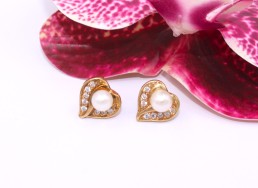 Złote kolczyki p.585/5,49g - serduszka z perłami i cyrkoniami   ŁZ