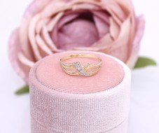 Złoty pierścionek p.585/1,58g z cyrkoniami    ŁS