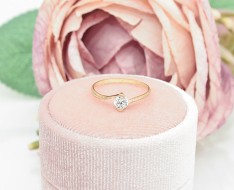 Złoty pierścionek p.333/0,81g z cyrkonią   ŁZ