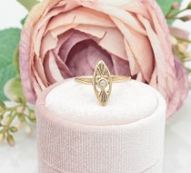 Złoty pierścionek p.585/2,12g z drobnym brylancikiem   ŁZ