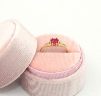 Złoty pierścionek p.585/1,65g - różowy kamień i cyrkonie   ŁZ