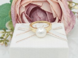 Złoty pierścionek p.585/4,81g perłą    ŁZ