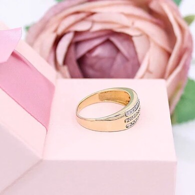 Złoty pierścionek p.585/5,57g