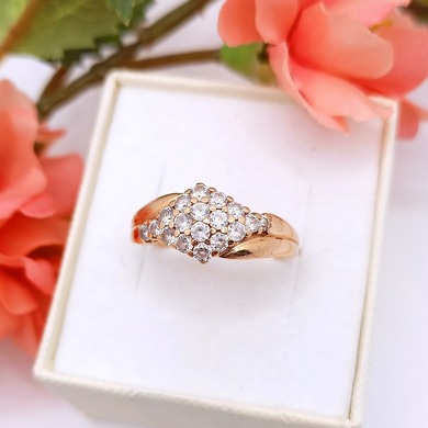 Złoty pierścionek p.585/3,20g