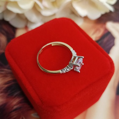 Złoty pierścionek p.585/2,34g