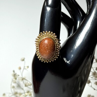 Złoty pierścionek p.585/7,69g