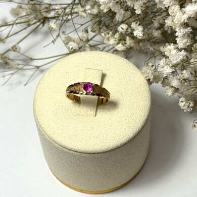 Złoty pierścionek p.585/1,78g