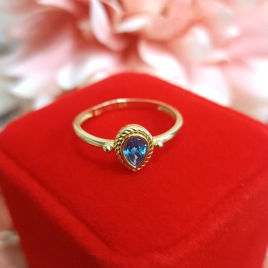 Złoty pierścionek p.585/1,79g