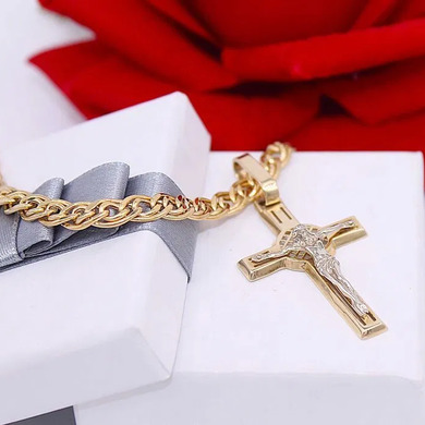 Złota zawieszka p.585/4,79g