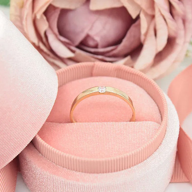 Złoty pierścionek p.585/1,89g