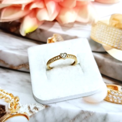 Złoty pierścionek p.585/1,31g