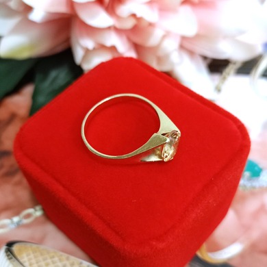 Złoty pierścionek p.585/3,51g