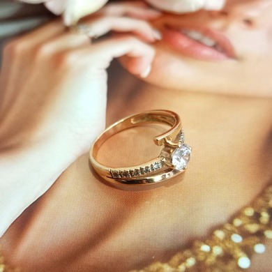 Złoty pierścionek p.585/2,75g