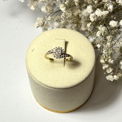 Złoty pierścionek p.585/1,86g