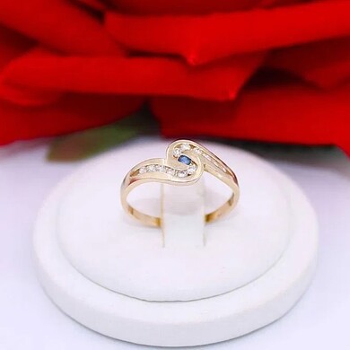 Złoty pierścionek p.585/2,18g