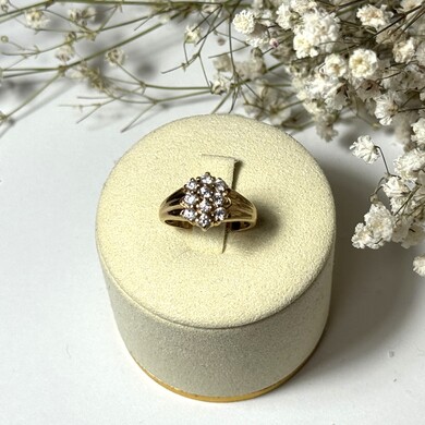 Złoty pierścionek p.585/3,95g