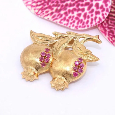 Złota broszka p.585/8,54g