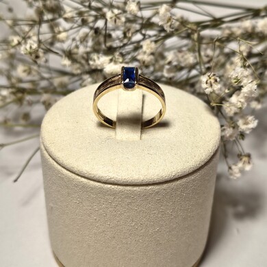 Złoty pierścionek p.585/2,62g