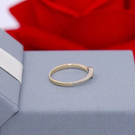 Złoty pierścionek p.585/1,26g