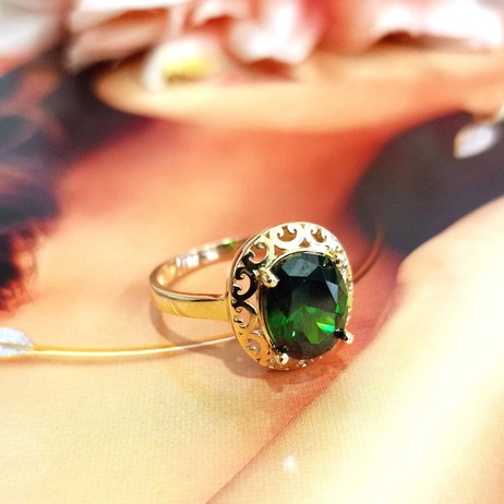 Złoty pierścionek p.585/3,23g