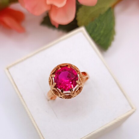 Złoty pierścionek p.583/3,64g