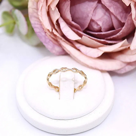 Złoty pierścionek p.585/0,93g