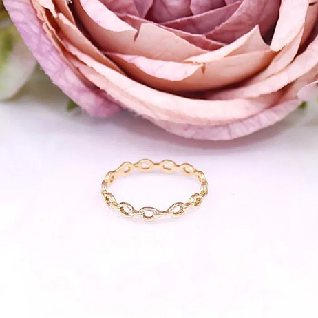 Złoty pierścionek p.585/0,93g