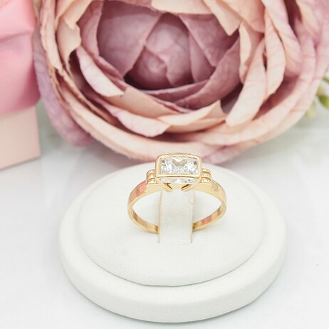 Złoty pierścionek p.585/3,43g z cyrkonią