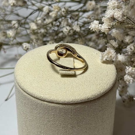 Złoty pierścionek p.585/2,48g