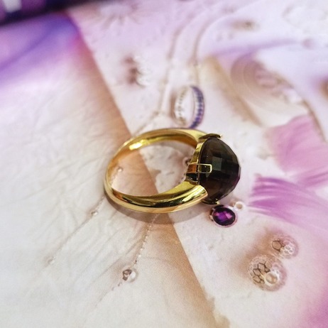 Złoty pierścionek p.585/3,98g 