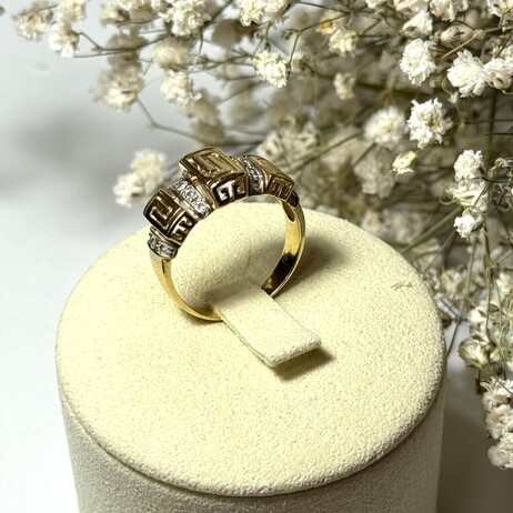 Złoty pierścionek p.585/4,17g