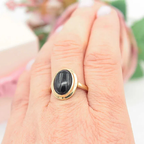 Złoty pierścionek p.585/4,10g