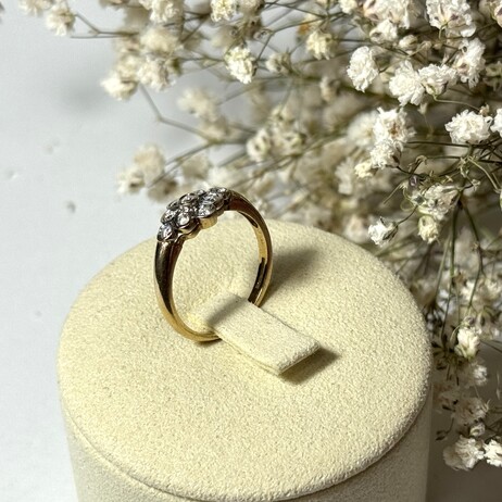 Złoty pierścionek p.585/3,03g