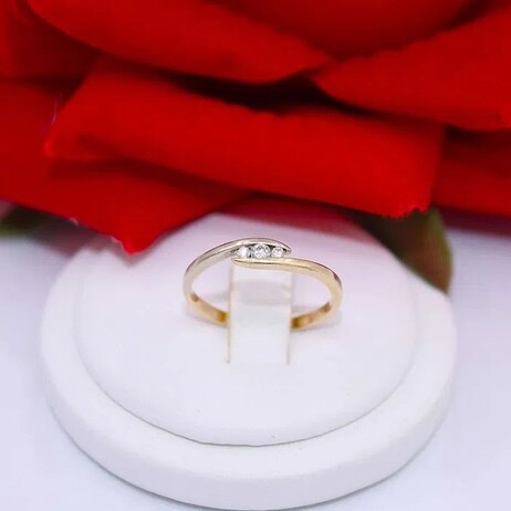 Złoty pierścionek p.585/1,26g