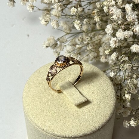 Złoty pierścionek p.585/2,24g