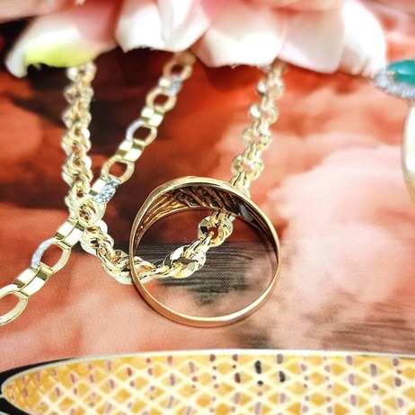 Złoty pierścionek p.585/1,90g