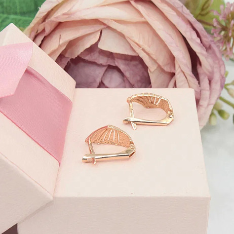 Złote kolczyki p.585/2,46g