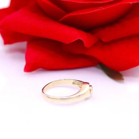 Złoty pierścionek p.585/2,17g
