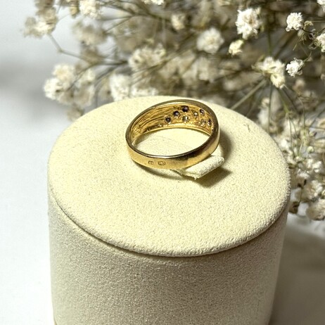 Złoty pierścionek p.585/3,16g